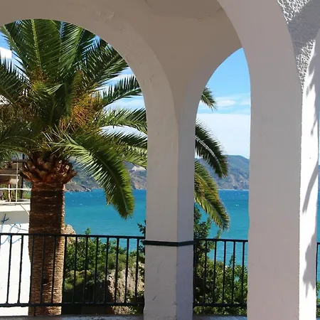 Luxury House With Private Heated Pool In Nerja! 펜션 *
