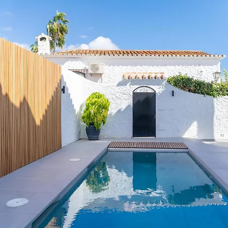 펜션 Luxury House With Private Heated Pool In Nerja! *